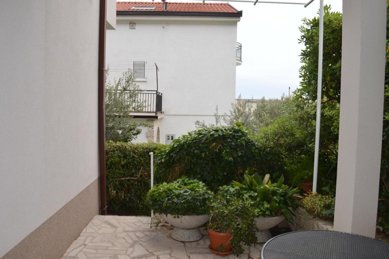 Soba Mira Apartment Makarska Ngoại thất bức ảnh
